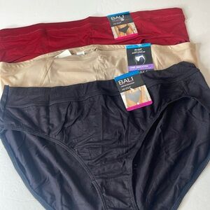 Bali Assortment of Hi Cut Panties 3 Pairs Size XXL / 9